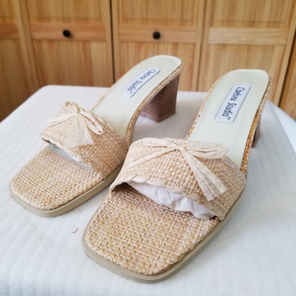 Women's sandals